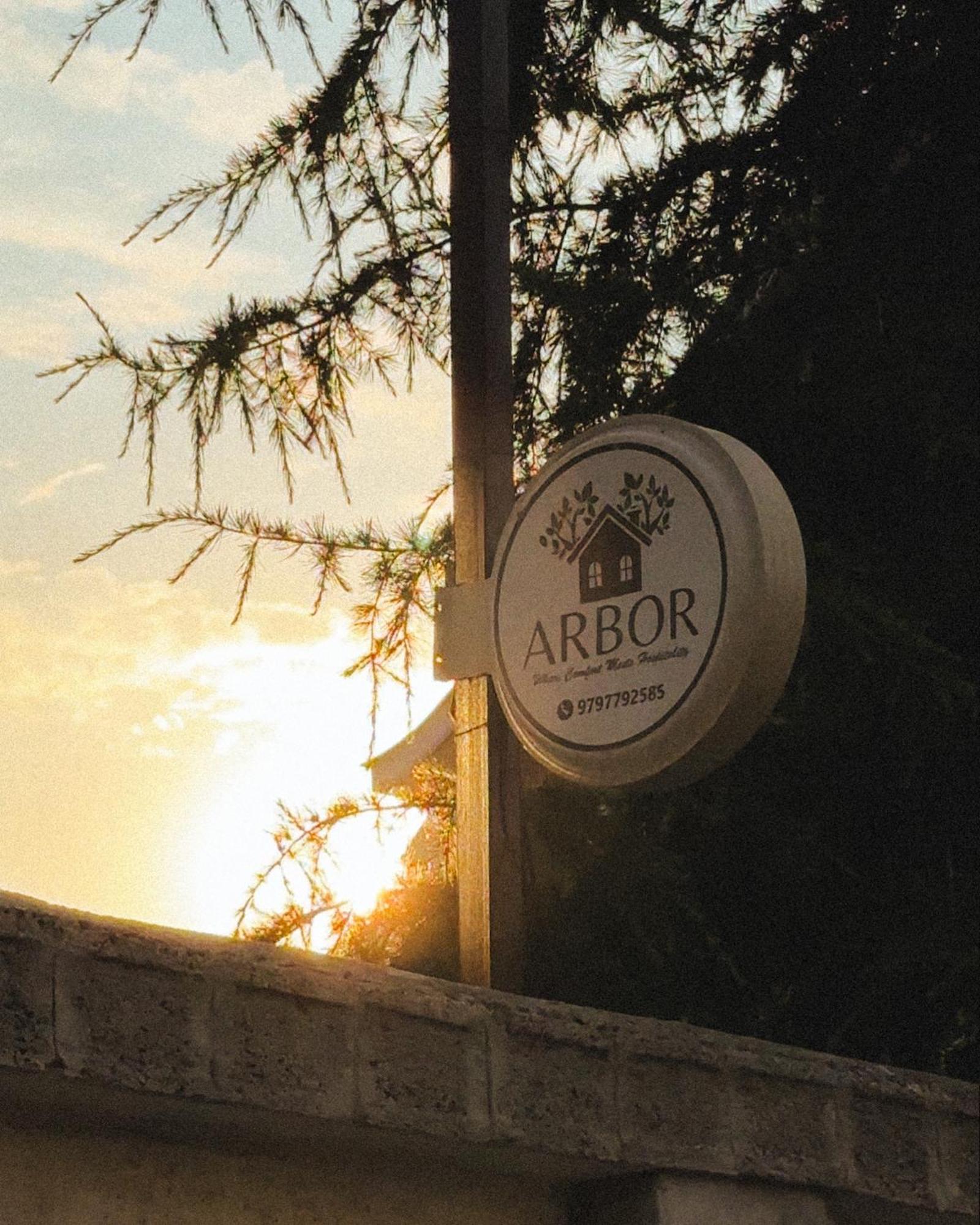 Hotel Arbor Srīnagar 外观 照片